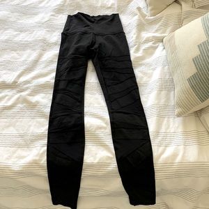 Limited edition Lululemon mesh cut out leggings